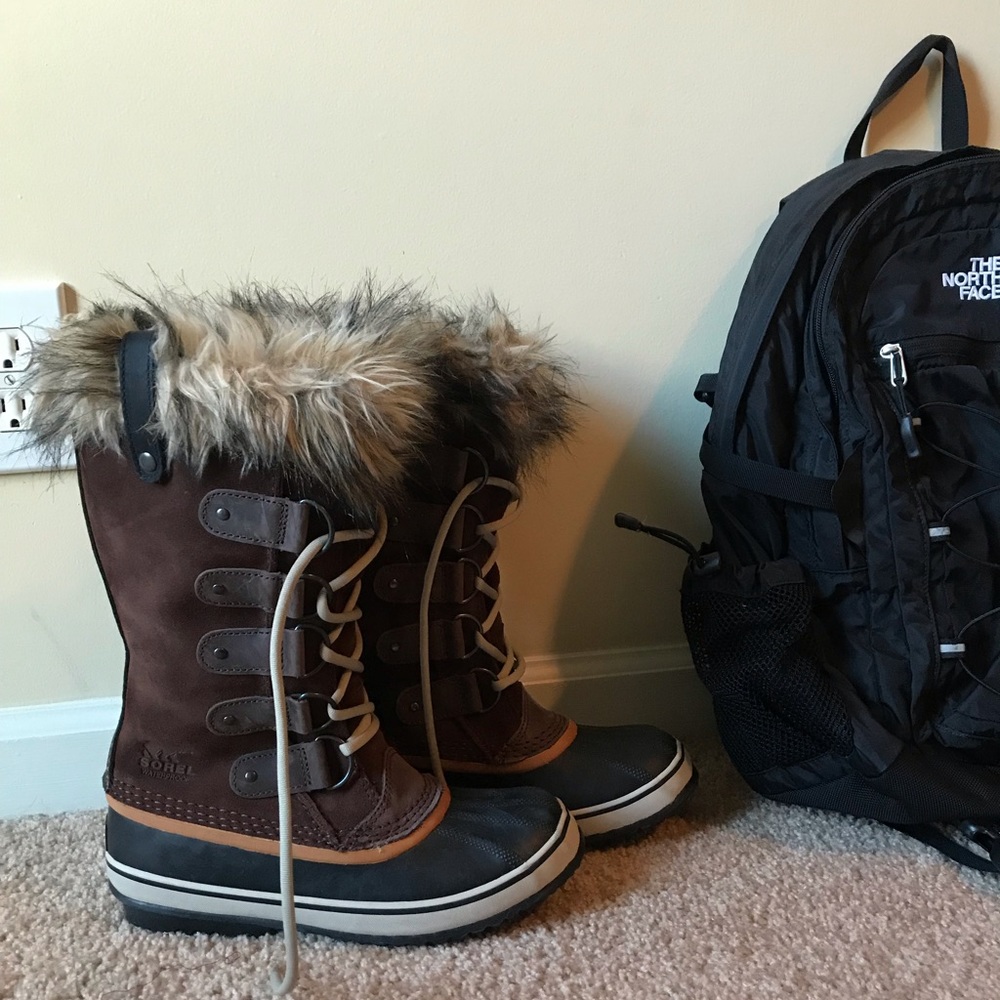Sorel “Joan of Arctic” winter duck boots